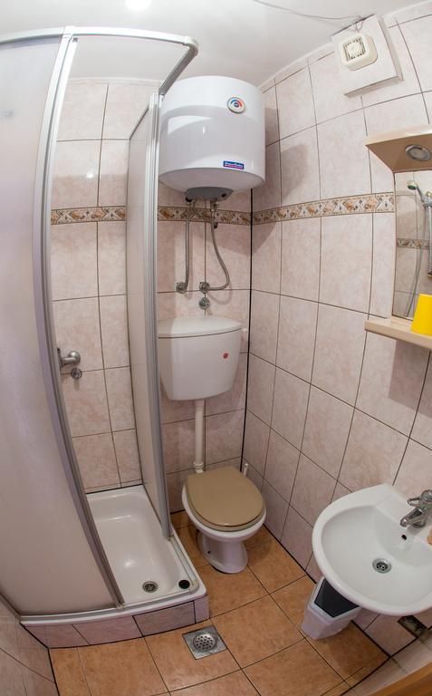 Guest House Almond Bečići Esterno foto